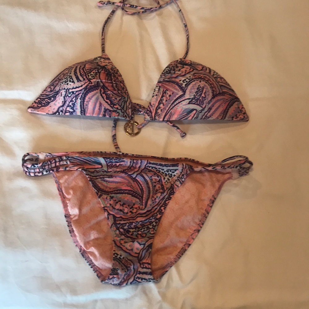 Victoria’s Secret bikini